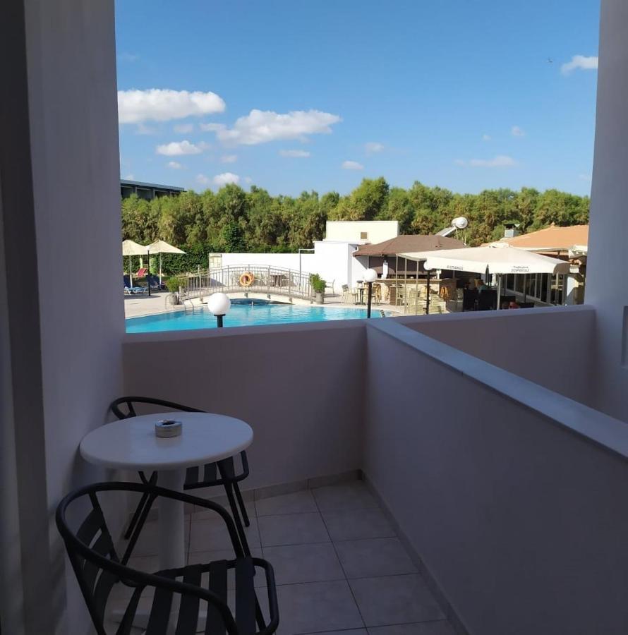Sole Mare Seaside Apartments Goúvai Luaran gambar